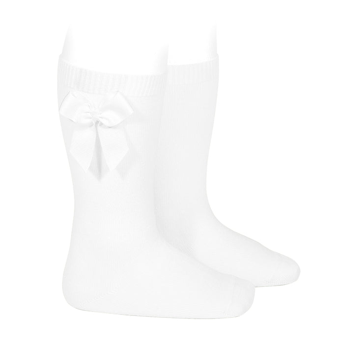 Knee-high socks with bow, white, cóndor